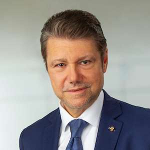 Speaker - Dr. Dr. med. Hannes Schoberwalter